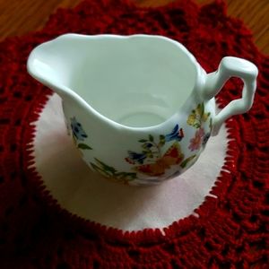 Aynsley bone China mini creamer dispenser